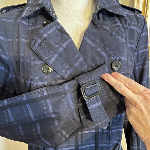 Banana Republic Trench, sz Lg, NWT - Picture 3 of 5